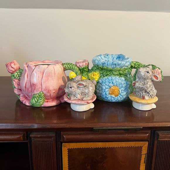 Blue Decorative Rabbit Teapot - Picture 5 of 7